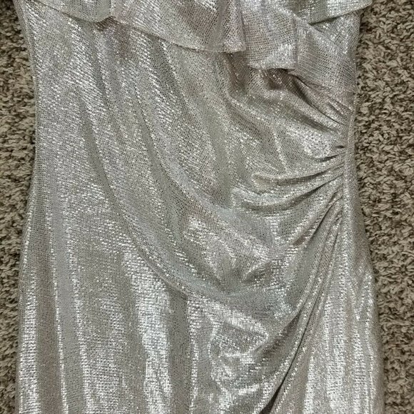 Lauren Ralph Lauren, Ruffled Shimmer Gown, Size 2 - Picture 6 of 10